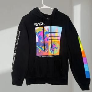 NASA Multicolor Astronaut Graphic Pullover Hoodie (Men’s Medium)